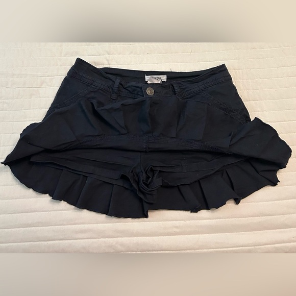 GARAGE Women's Y2K Low Rise Ruffle Mini Skort Pockets Navy Blue Size X-small - Picture 3 of 4